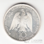 ��� 10 ����� 1999 ������ ��������� ��� ����